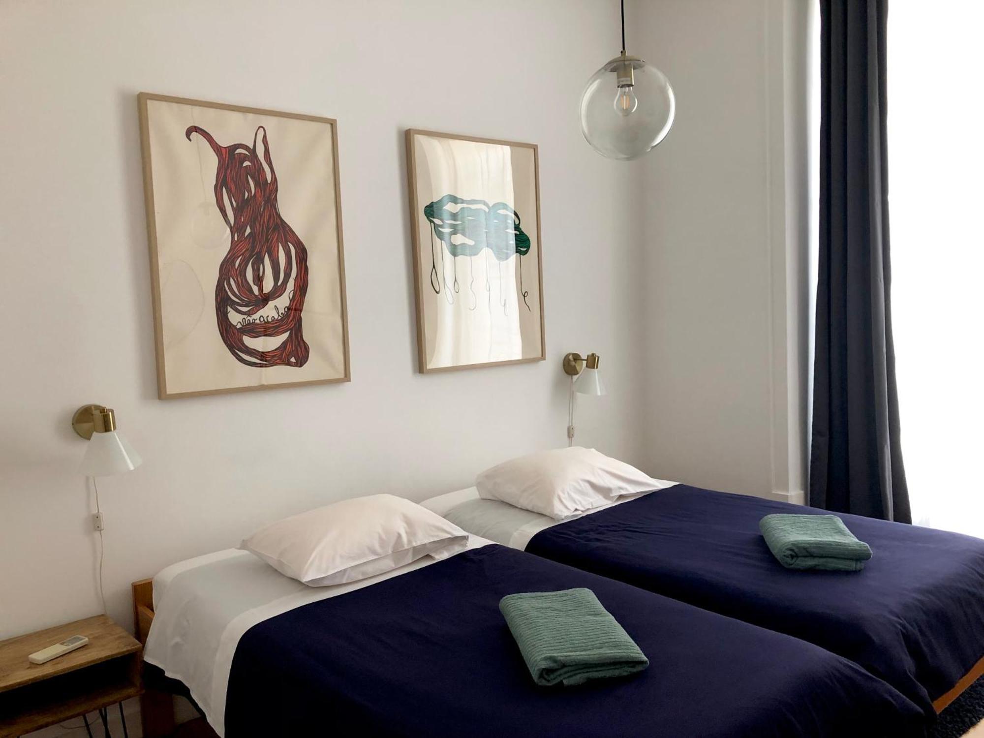 Twin Room,1536785047:JPEG